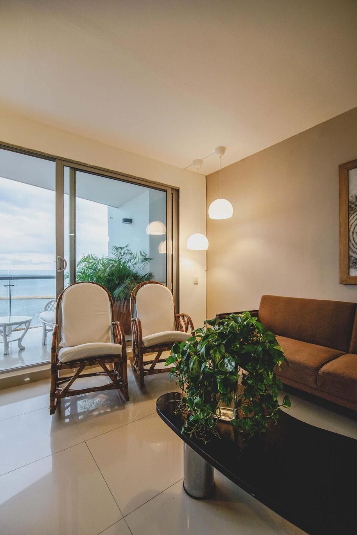 Frente Al Mar Office 7b Cartagena