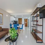 Frente Al Mar Home Office 7B